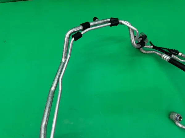 Ilmastointijärjestelmän letkut VW Golf VI 1K0820741AT image 5