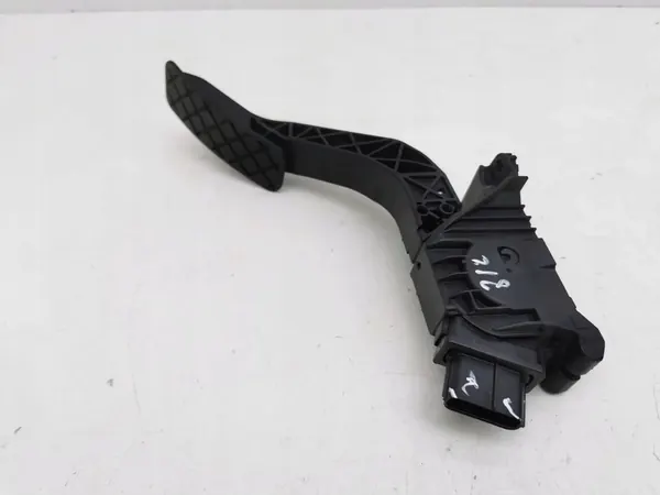 Volkswagen T-Roc 2018 Gaspedal OEM 5Q2723503D image 2
