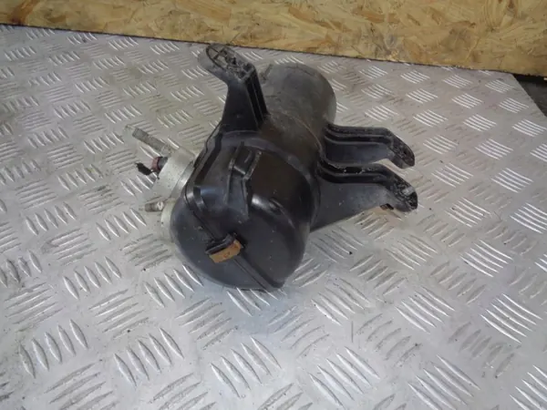 OEM 6C11-19E647-CC Déséchant AC pour Ford Transit image 4