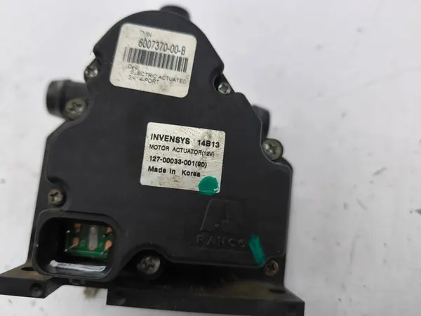 Koelvloeistofregelklep Tesla Model S 2014 OEM 600737000B image 3