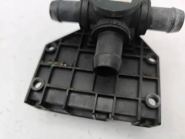 Koelvloeistofregelklep Tesla Model S 2014 OEM 600737000B image 7