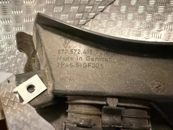 Gouttière pare-brise Porsche Panamera 970 OEM 97057241502 image 3