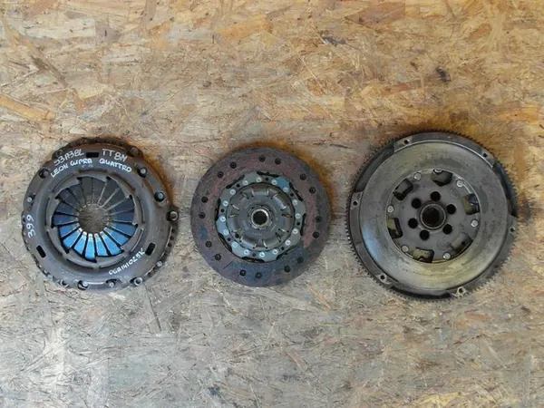 AUDI TT 8N S3 8L QUATTRO CUPRA R 1.8T Embreagem 06A105266P image 2