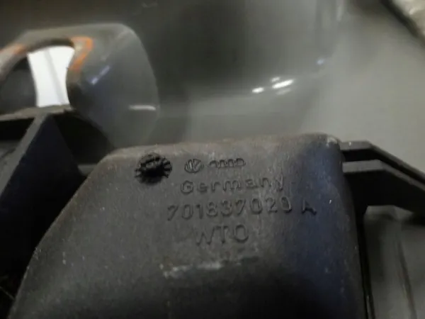 VW T4 Transporter Rechter Voorportier Bekleding 701837020A image 9