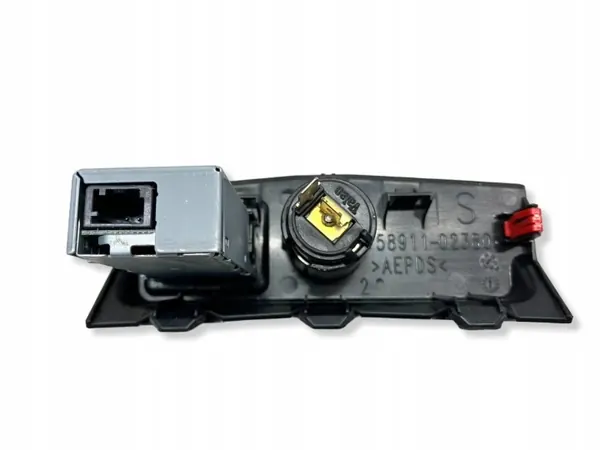 Tampa Tomada USB-C OEM OYT26630 para Corolla E21 image 4