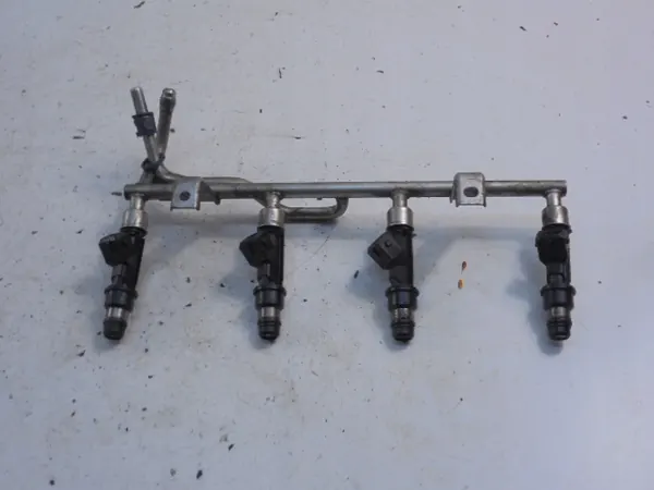Rail d'injection Opel Astra G OEM 25317316 image 2
