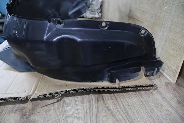 Hyundai OE 86812-2E000 Front Right Wheel Arch image 4