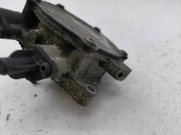Tyhjiöpumppu OEM 9140300110 Opel Antara 2.2L Dieselille image 4