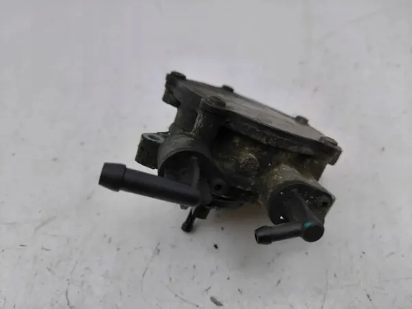 Tyhjiöpumppu OEM 9140300110 Opel Antara 2.2L Dieselille image 5