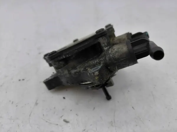 Tyhjiöpumppu OEM 9140300110 Opel Antara 2.2L Dieselille image 6