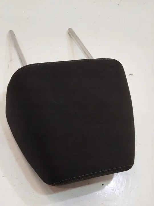 VW Jetta Pääntuki 5C6881236 image 3