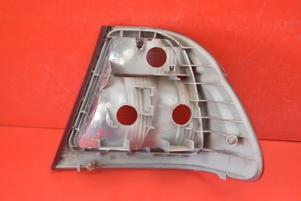 Lámpara Trasera Izquierda 8383821 BMW E46 Sedán 97-03 image 2