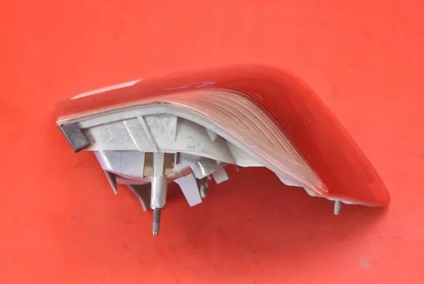 Lámpara Trasera Izquierda 8383821 BMW E46 Sedán 97-03 image 3