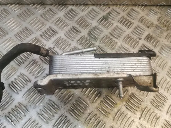 Mercedes C W203 Växellådsoljekylare OEM MDY3650 image 3
