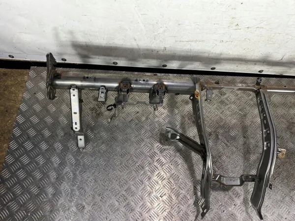 Suzuki Vitara Dashboard Versteviging OEM FBZ17845 image 3