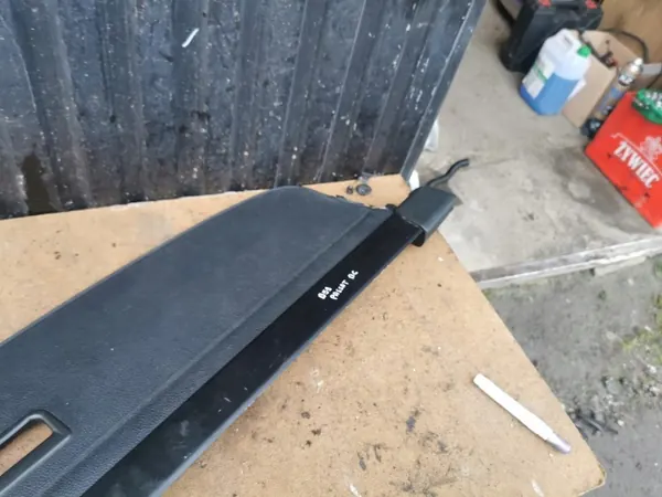 Begagnad VW bagageutrymmesrulle OEM 3C9867871 image 4
