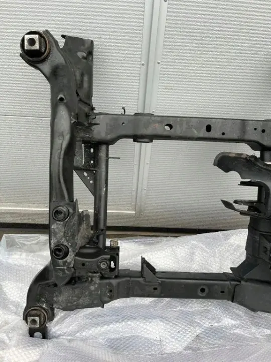 Framtvärbalk OEM A1673308200 för Mercedes-Benz image 7