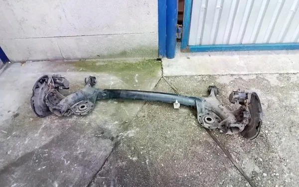 Kit Viga Suspensión Trasera OEM Wrakowisko-5649- image 2