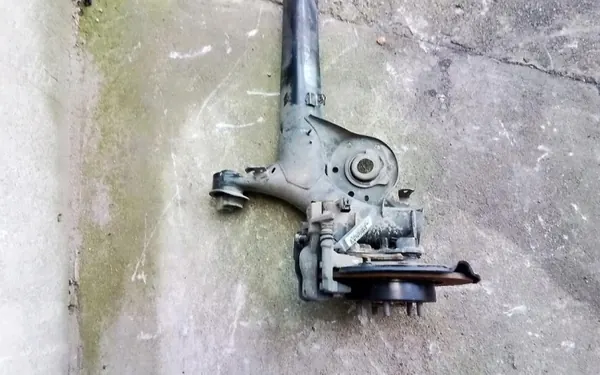 Kit Viga Suspensión Trasera OEM Wrakowisko-5649- image 7