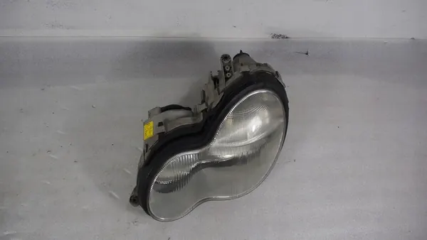 MERCEDES W203 linker voorlamp sedan en stationwagen A2038200761 image 2