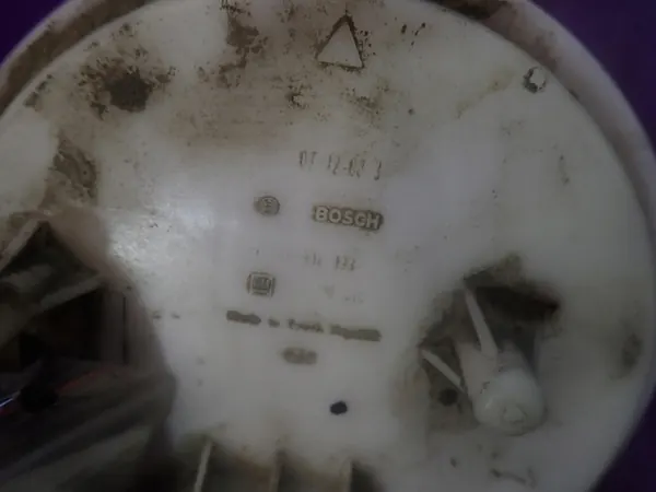 OPEL MERIVA A I 04-10 Polttoainepumppu 13196444 4 PIN image 6