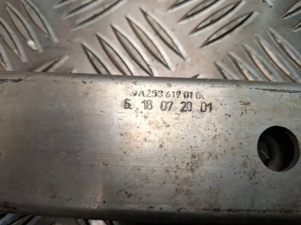 OEM S26372909 Tukipalkki Mercedes GLC:lle image 3