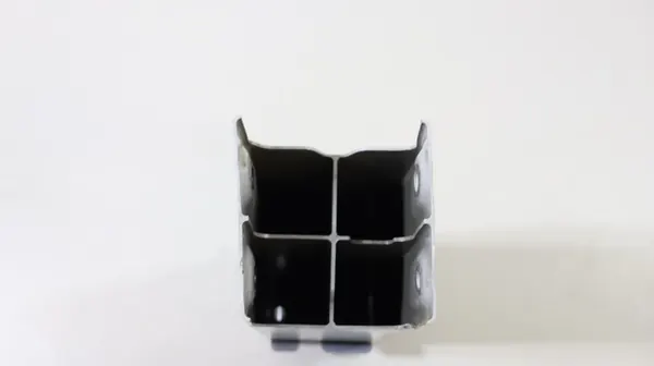 TESLA MODEL Y 2020- Etuvasemman murskausalue 1487461-SN-D image 3