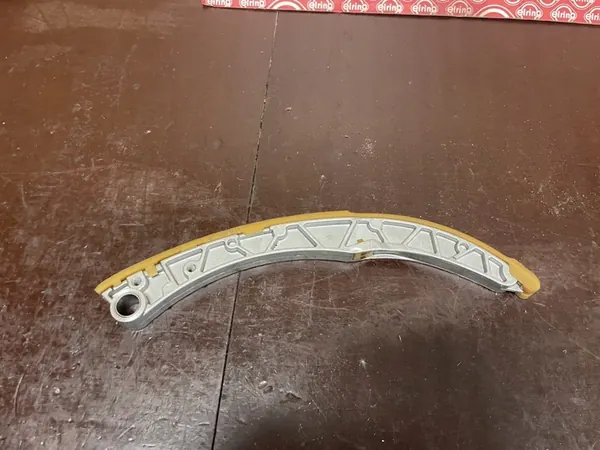 Audi OE 059109510F Jakoketjun Ohjain image 2