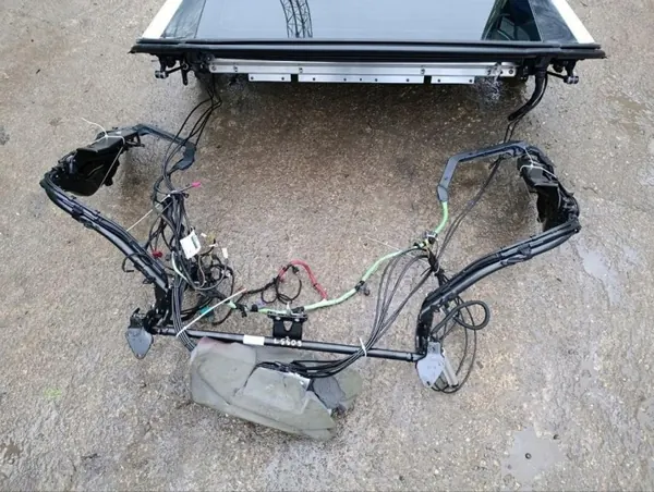 Glastak Mercedes-Benz SL 2013 OEM A2317500072 image 10
