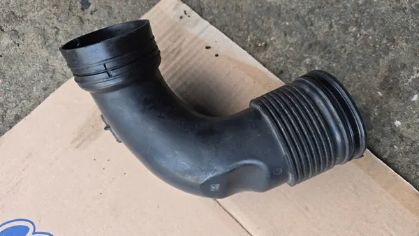 Turbo-Einlassschlauch Lancia Delta III 1.75 TBi OEM 51807996 image 2