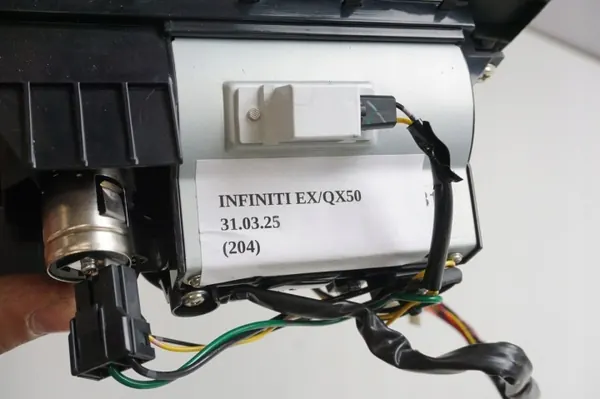 Cendrier OEM 969241BA0A pour Infiniti QX70 FX image 8