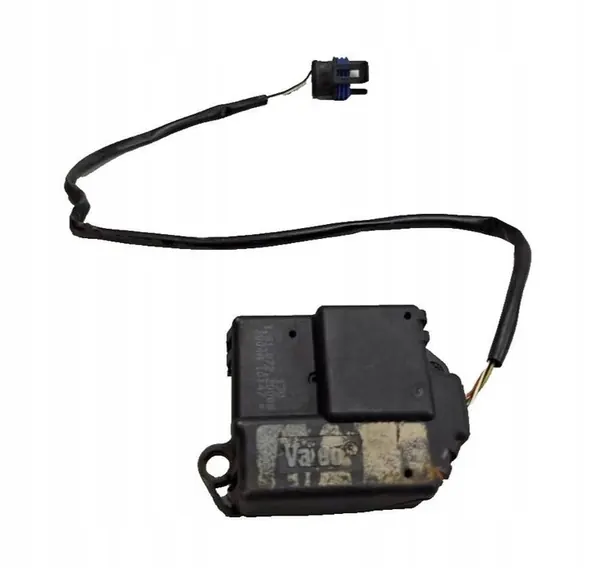 Opel Vivaro Air Vent Actuator 16107220006 image 1