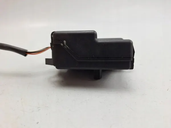 Opel Vivaro Air Vent Actuator 16107220006 image 4