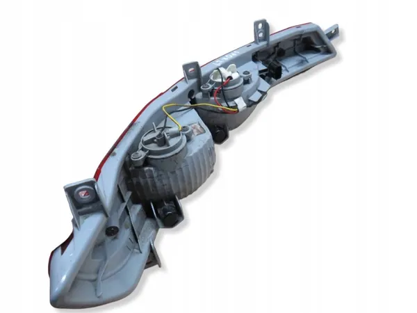 Feu de pare-chocs arrière gauche Kia Sportage III OEM PRY3625 image 6