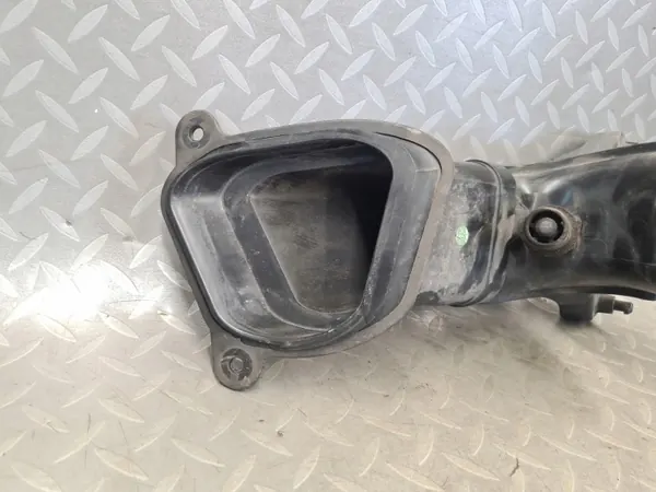 OEM 13284048 ilmanotto kiinnike Opel Astra IV J:lle image 4