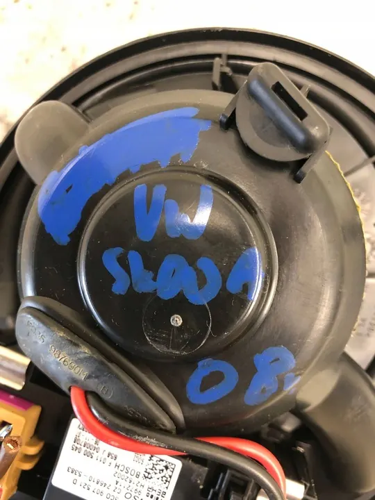 Ventilador Skoda Octavia II 1K1820015F image 6