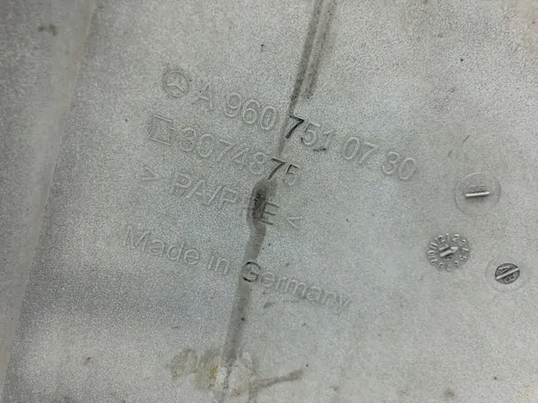 Mercedes Actros MP4 Oikea Ohjaamonurkka OEM A9607510730 image 6