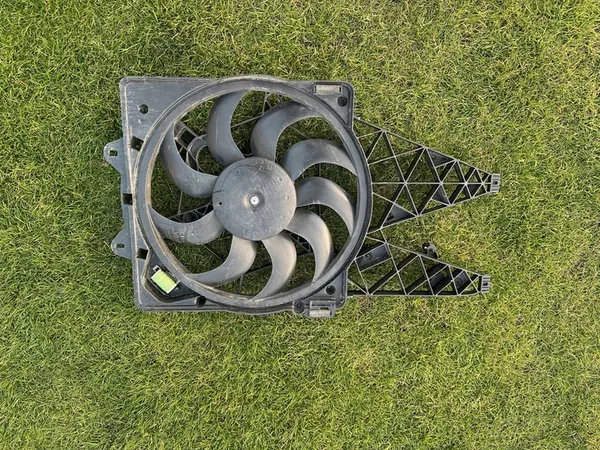 Ventilador de Radiador FIAT DOBLO II COMBO D 1.3 MULTIJET OEM image 2