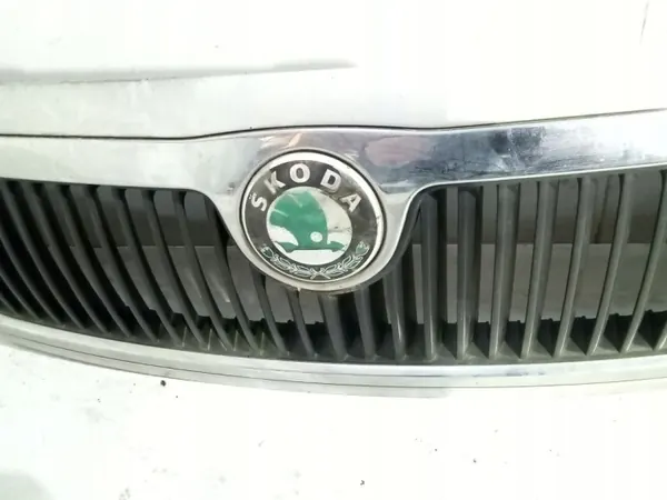 Skoda Fabia I Lift Grilltrim OEM 9102 image 4