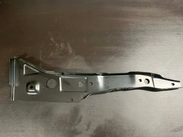 VW T5 oikea taka hihnavahvike OEM 7H0814298C image 3