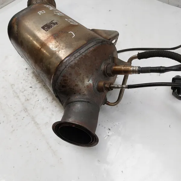 BMW F30 2.0D Katalysator Eberspaecher 7823498 image 3