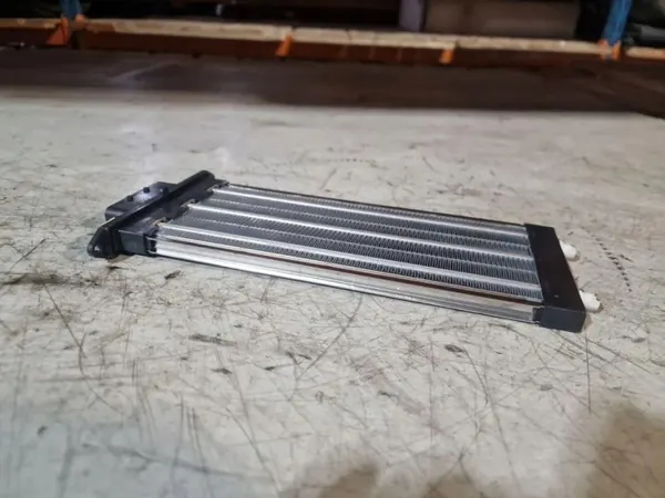Elektrisk värmaradiator OEM 12C12C007 Chevrolet image 2