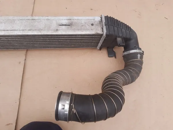 MERCEDES C W204 1.6 1.8 Intercooler + 2 Buizen A2045280882 image 7