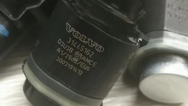 PDC Parkeringssensor VOLVO XC60 31381657 image 4