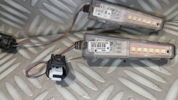 BMW 6913278 LED Spegel Höger Begagnad image 7