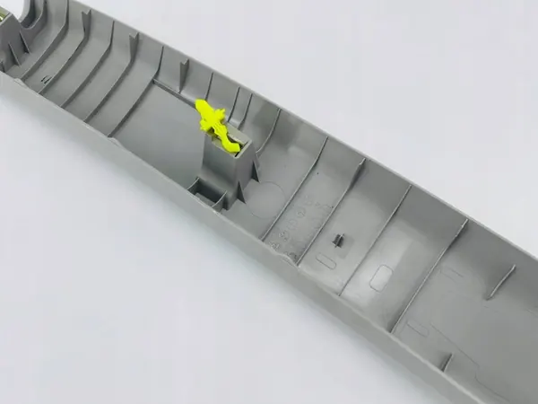 OEM OYT27195 Voorste rechter pilaarbekleding grijs Toyota image 9