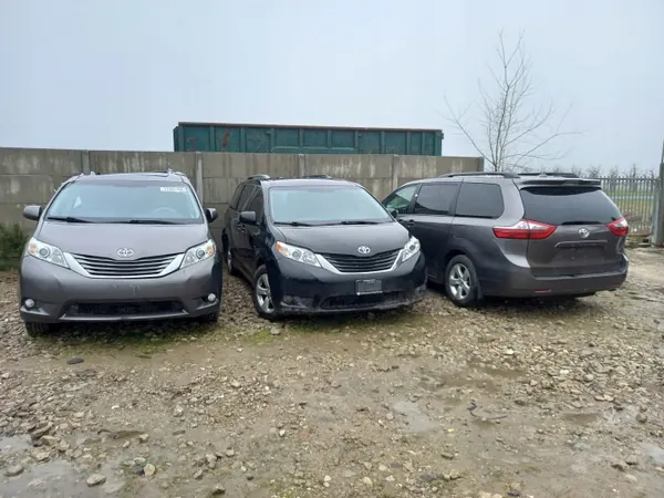 Moottorikansi OEM sienna osłona Toyota 3.5L image 6