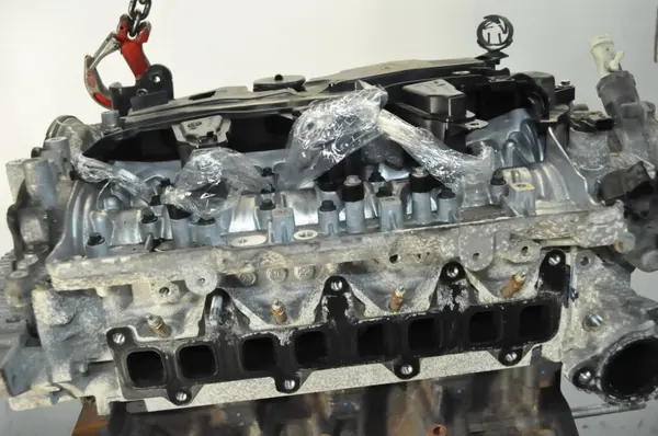 Renault M9TG726 M9T726 Motor - 2.3 DCI 135HK Begagnad image 4