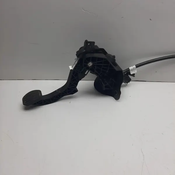 Kytkinpääsylinteri OEM 7104076 Citroen Berlingolle image 2
