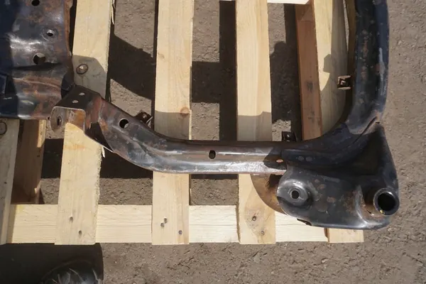 HYUNDAI i30 I 07-14 Trave di Sospensione 62405-2L000 image 5